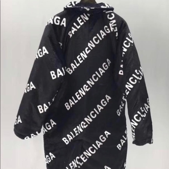 Snadný kletba Dohoda balenciaga jacket 